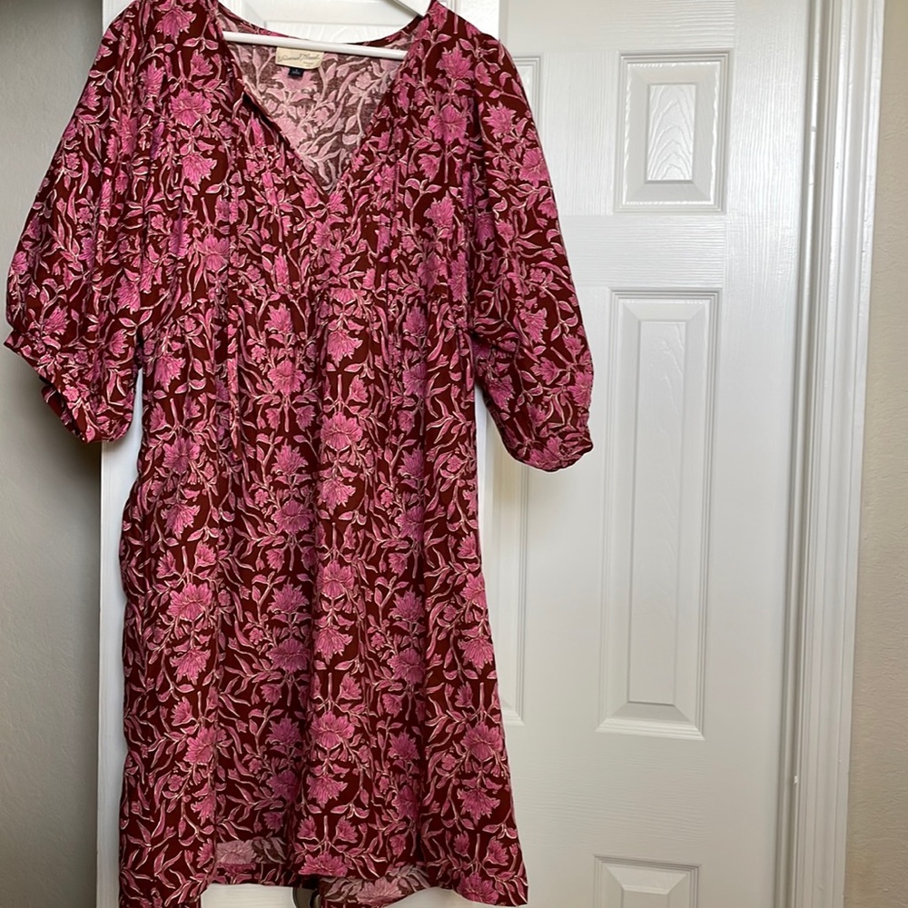 Size L Universal Thread dress! 🌸